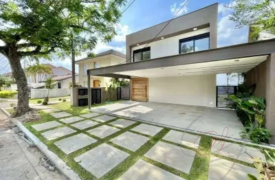 Casa residencial para venda granja viana, cotia 4 dormitórios sendo 4 suítes, 3 salas, 5 banheiros, 3 vagas 484,04 m² construída, 363,13 m² terreno