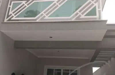 Excelente casa à venda em osasco-sp, bairro umuarama: 3 quartos, 2 suítes, 3 salas, 4 banheiros, 4 vagas, 135m²!