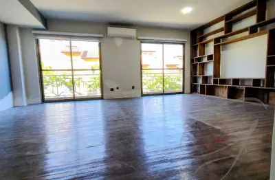 Casa em Condomínio de Luxo na Vila São Silvestre em São Paulo-SP: 3 quartos, 1 suíte, 2 salas, 3 banheiros, 2 vagas de garagem, 300m².