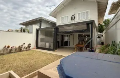 Casa de alto padrão para locação em são paulo-sp: 3 quartos, 1 suíte, 3 salas, 4 banheiros, 2 vagas de garagem, 180m². venha conhecer!