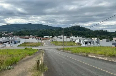 Terreno à venda no Jaraguá 99, Jaraguá do Sul 