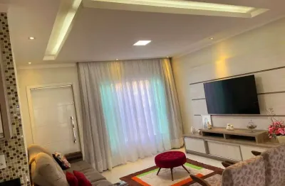 Casa com 4 quartos à venda na Vila Lalau, Jaraguá do Sul 