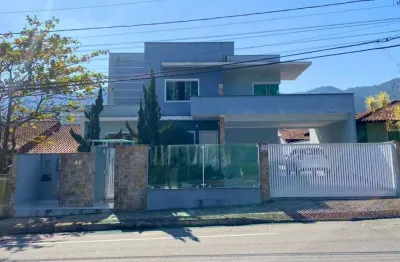 Casa com 4 quartos à venda na Vila Lalau, Jaraguá do Sul 