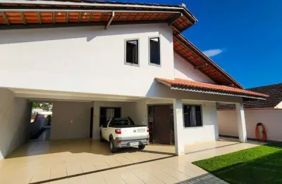 Casa semimobiliada com 1 suíte + 2 quartos, jaraguá esquerdo