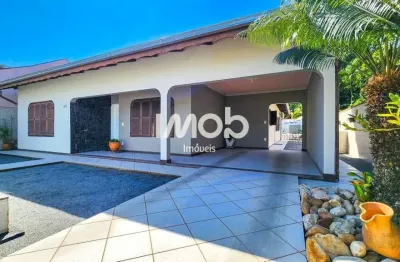 Casa com 5 quartos à venda no Centro, Guaramirim 