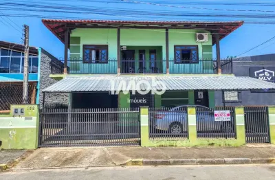 Casa com 6 quartos à venda no Água Verde, Jaraguá do Sul 
