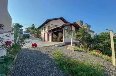 Casa com 3 quartos à venda no Nova Brasília, Jaraguá do Sul 