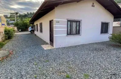 Casa com 3 quartos à venda no Centro, Guaramirim 