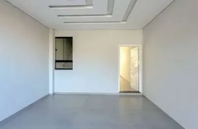 Casa geminada com 1 suíte + 2 quartos, ilha da figueira