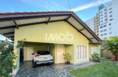 Casa com 3 quartos à venda no Centro, Jaraguá do Sul 