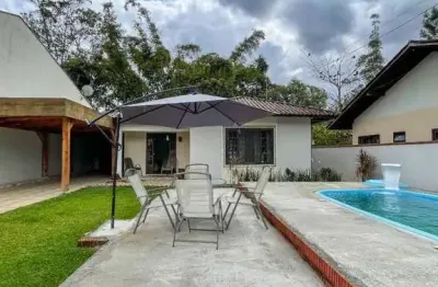 Casa com 3 quartos sendo 2 suítes - barra do rio cerro
