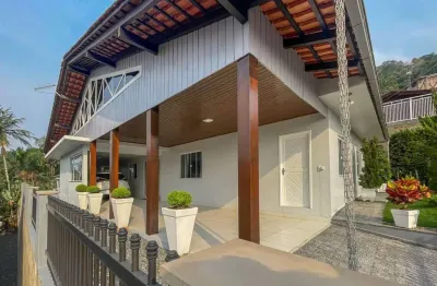 Casa com 4 quartos, ilha da figueira - jaraguá do sul