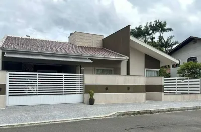 Casa com 3 quartos à venda na Vila Lalau, Jaraguá do Sul 