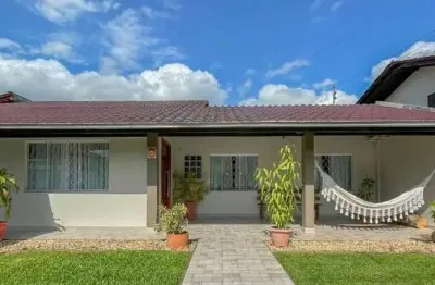 Casa com 3 quartos, jaraguá esquerdo - jaraguá do sul