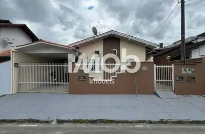 Casa com 3 quartos à venda no Tifa Martins, Jaraguá do Sul 