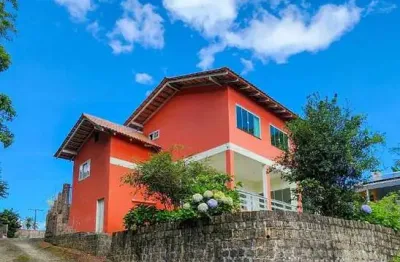 Casa com 3 quartos à venda no Rau, Jaraguá do Sul 