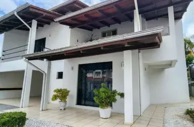 Casa com 1 suíte com banheira + 2 quartos, vila baependi - jaraguá do sul