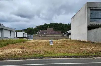 Terreno com 320,63 de área total, três rios do norte