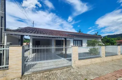 Casa com 3 quartos à venda no São Luís, Jaraguá do Sul 