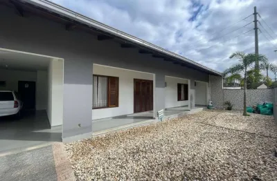 Casa com 4 quartos à venda no São Luís, Jaraguá do Sul 