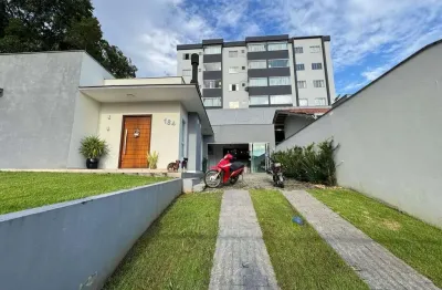 Casa semimobiliada com 1 suíte + 2 quartos, jaraguá esquerdo