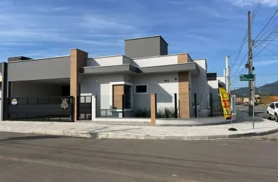 Geminado de esquina com 1 suíte + 2 quartos, três rios do norte