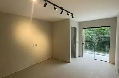Casa geminada com 1 suíte + 2 quartos, ilha da figueira - guaramirim/sc