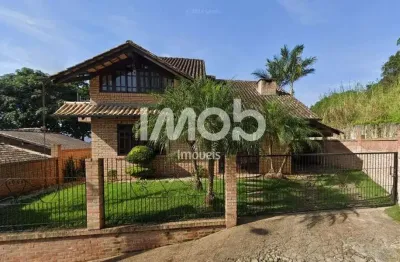 Casa com suite + 02 quartos na ilha da figueira em jaraguá do sul