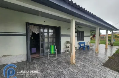 Casa com 2 quartos à venda na Rua Callil Miguel Allen, 5551997186, Centro, Balneário Pinhal
