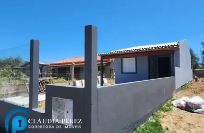 Casa com 2 quartos à venda na Rua Callil Miguel Allen, 5551997186, Centro, Balneário Pinhal