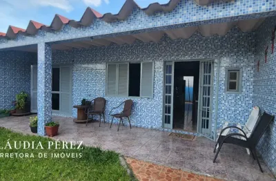 Casa com 2 quartos à venda na Rua Callil Miguel Allen, 2377, Centro, Balneário Pinhal