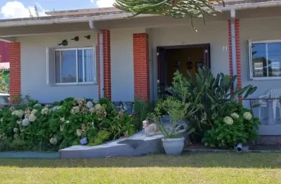 Casa com 3 quartos à venda na Rua Callil Miguel Allen, 2377, Centro, Balneário Pinhal