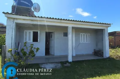 Casa em balneário pinhal - pinhal sul/ 02 dortmitórios - 01 banheiro