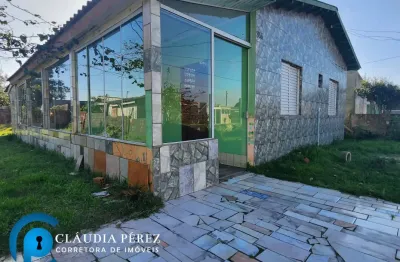 Casa na agostinho rocha em balneário pinhal centro, bairro de moradores