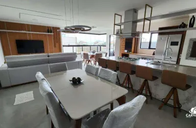 Apartamento de 3 suítes quadra mar em balneário piçarras