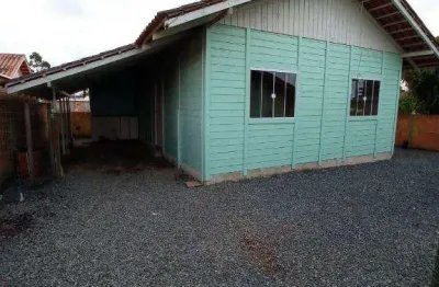 Casa com 2 dormitórios para locação anual no bairro itajuba em barra velha
