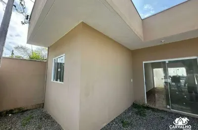 Casa com dois dormitórios para locação anual no centro de penha, próxima à praia e comércios.