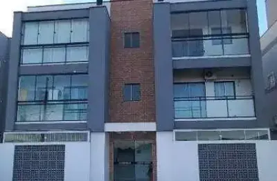 Apartamento 2 quartos, mobiliado a venda no bairro itacolomi, balneário piçarras-sc