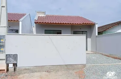 Casa de esquina com quintal amplo e acabamento de qualidade – barra velha/sc