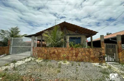 Casa semi mobiliada com 3 dormitórios disponivel para locação anual no bairro itajuba em barra velha
