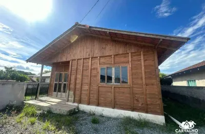 Casa com 2 dormitórios para locação anual no bairro Itajuba em Barra Velha