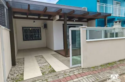 Casa Mobiliada para Locação Anual com Varanda e Deck no Bairro Itajuba – Barra Velha
