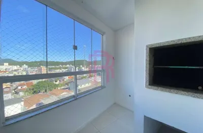 Apartamento, 02 dormitórios para locação anual no bairro municípios em bc!