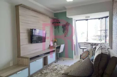 Apartamento mobiliado e equipado para locação anual