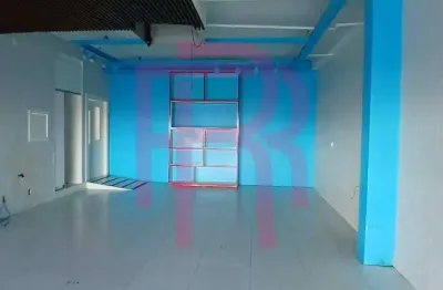 Sala comercial na avenida atlântica em balneário camboriú.