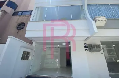Sala comercial com 02 andares para locação em balneário camboriú.