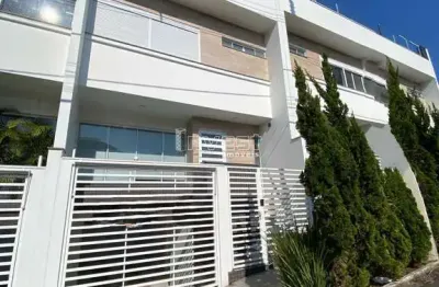 Quadriplex com piscina a venda em santa cruz do sul