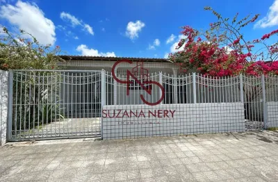 Casa com 3 quartos para alugar na Rua Visconde de Niterói, 55, Pitimbu, Natal