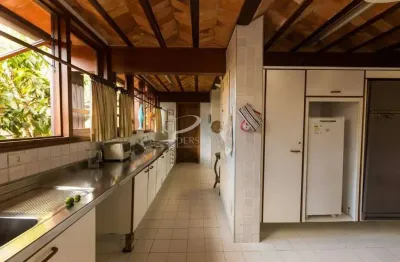 Sobrado à venda 4 suites - 8 vagas, ao lado do guarujá golf club em balneário praia do pernambuco, g