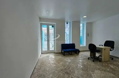 Prédio comercial, 350m2, 3 pavimentos, 10 salas, 2 vagas, para locação na vila mariana.